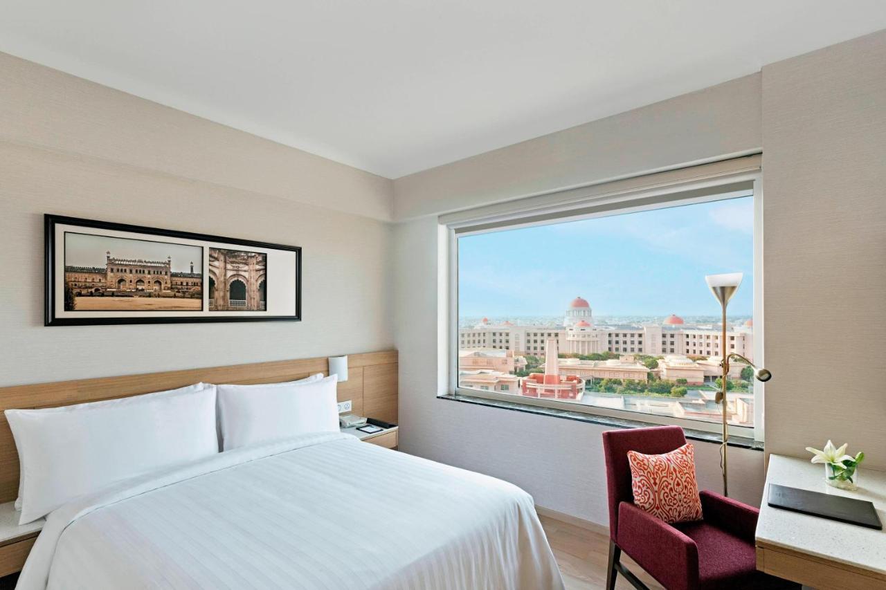 Hotel Fairfield By Marriott Lakhnaú Exteriér fotografie