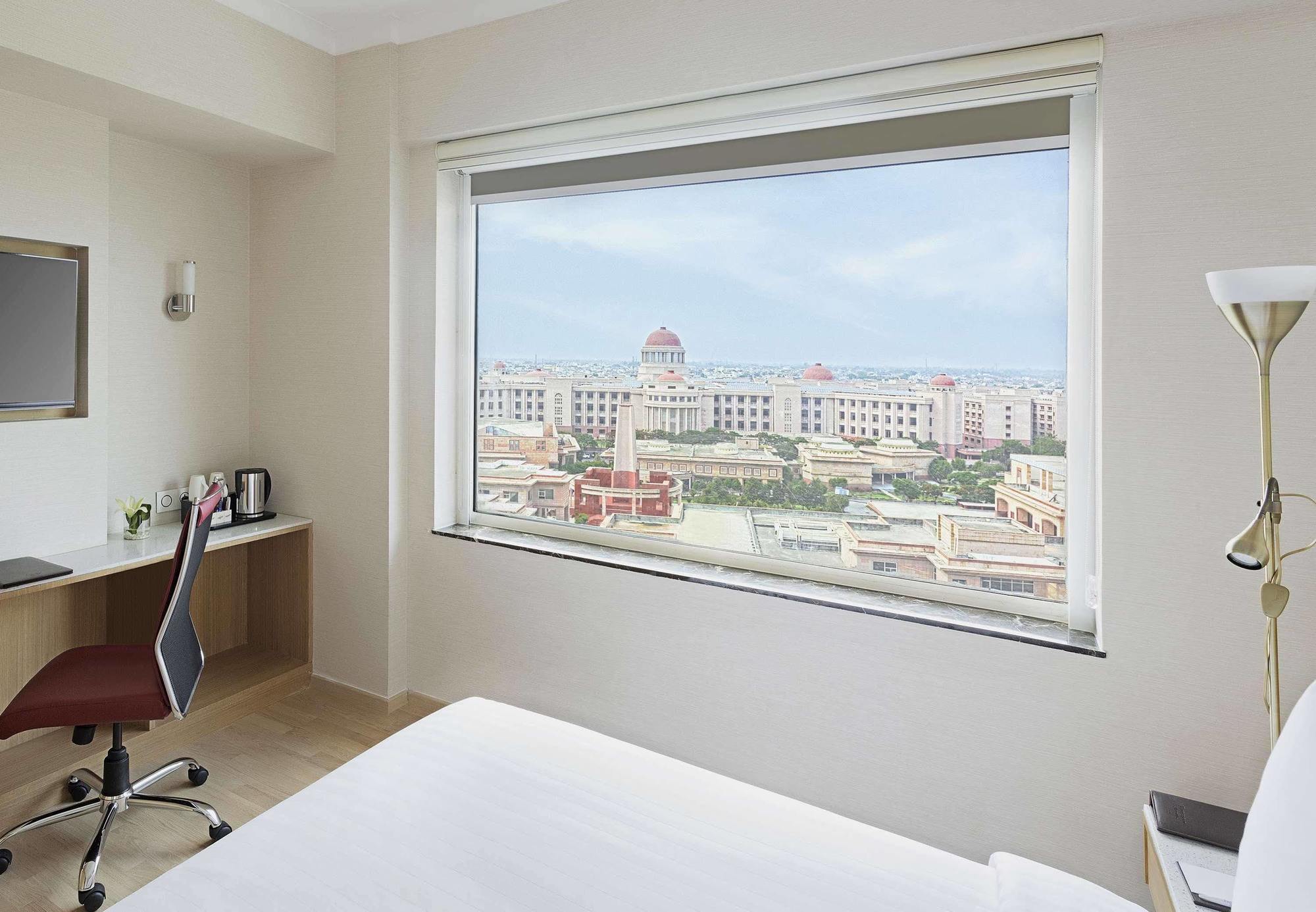 Hotel Fairfield By Marriott Lakhnaú Exteriér fotografie