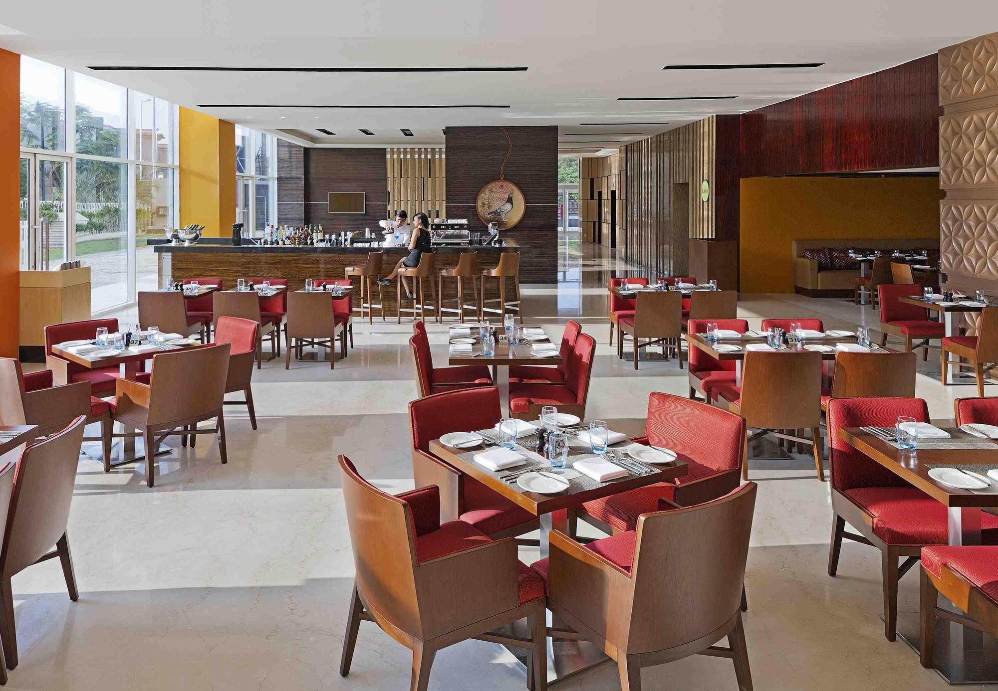 Hotel Fairfield By Marriott Lakhnaú Exteriér fotografie